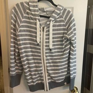 Treasure & Bond Womens Hooded Sweatshirt